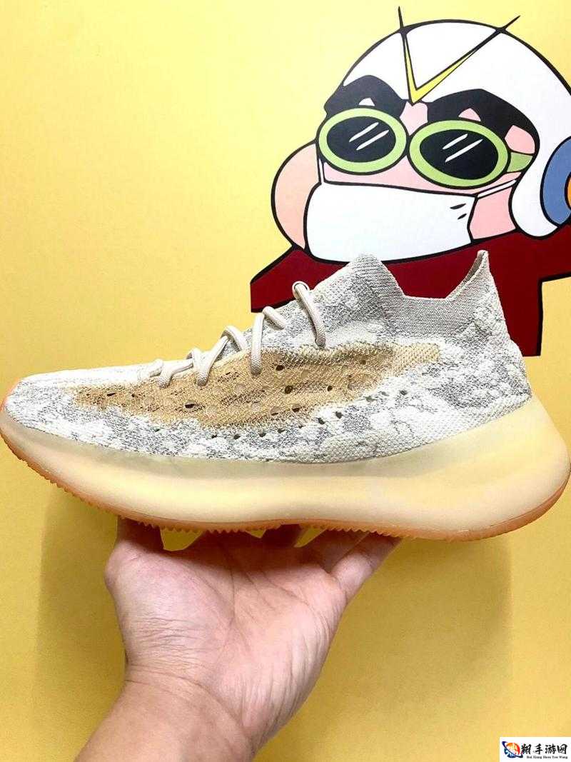 yeezy380 蜜桃粉和白色解读：梦幻与甜美